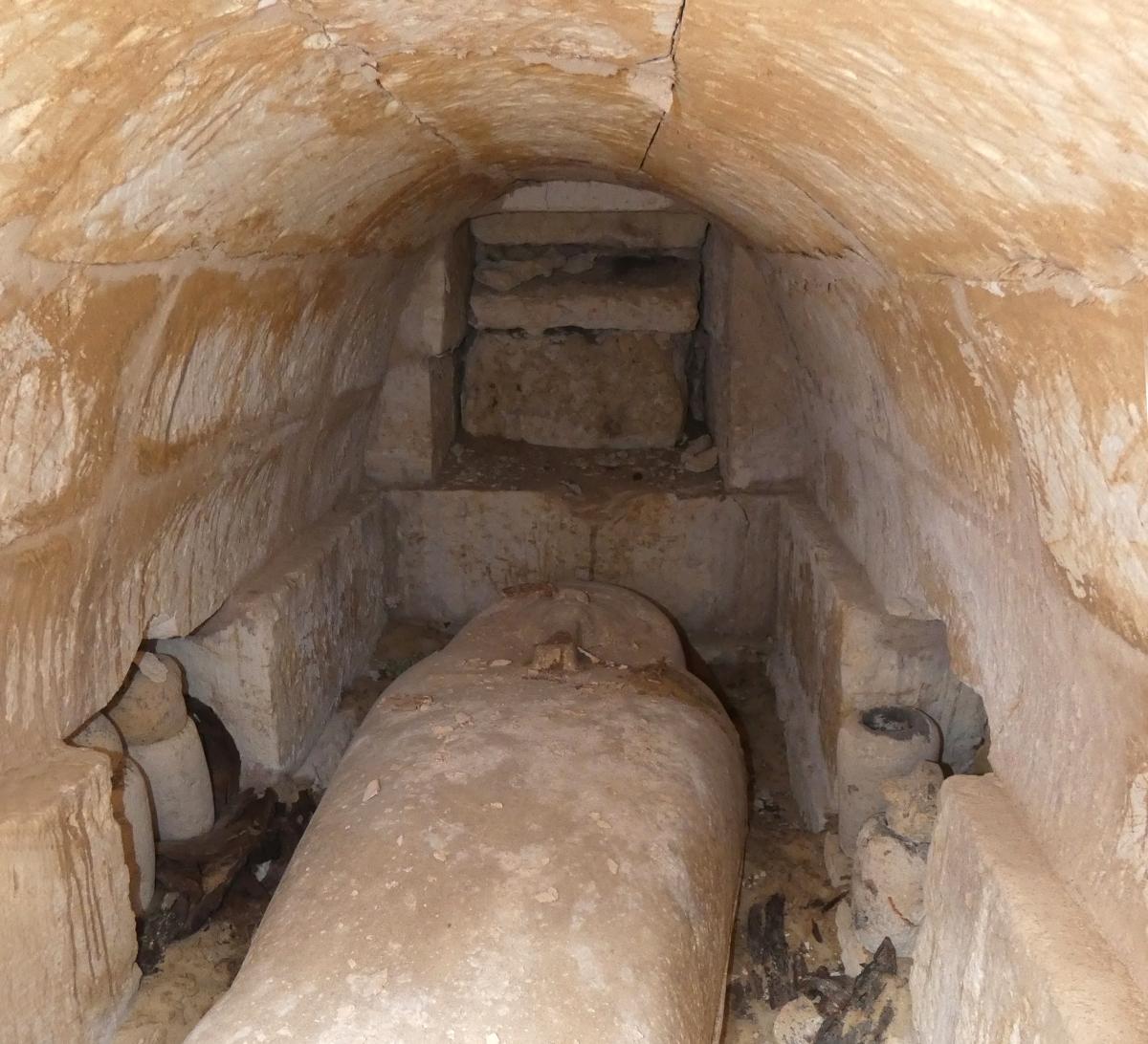 Interior de la tomba saïta 54