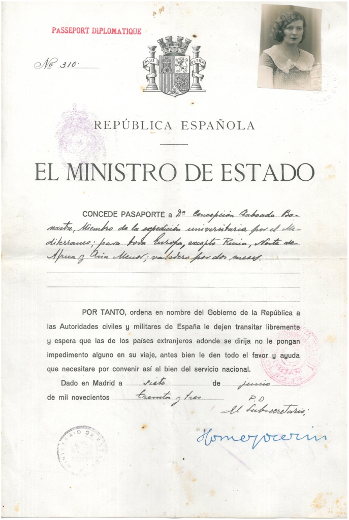 2. Pasaportes expedidos por el Gobierno de la República (Crucero  Universitario por el Mediterráneo del 1933).