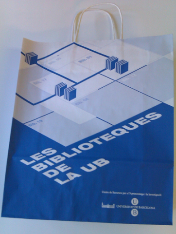 Imatge de la Bossa de paper CRAI UB 2a edició (2008)