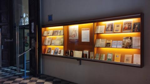 Exposició sobre Maria Antonieta als CRAI Biblioteca de Lletres i CRAI Biblioteca de Fons Antic