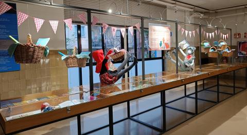 "Petits bibliotecaris: recull de contes infantils sobre biblioteques, llibres, llibreries i lectoescriptura", nova exposició al CRAI Biblioteca d’Informació i Mitjans Audiovisuals