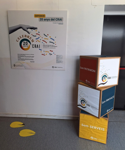 L'exposició "20 anys del CRAI" al CRAI Biblioteca de Biologia