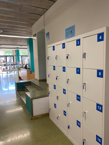 Nous armariets al CRAI Biblioteca d'Economia i Empresa (Grau)