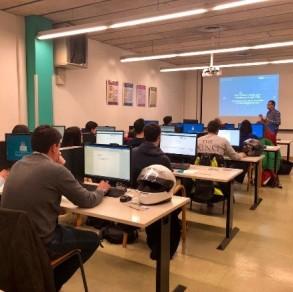 Formació per a estudiants de TFG al CRAI Biblioteca d'Economia i Empresa