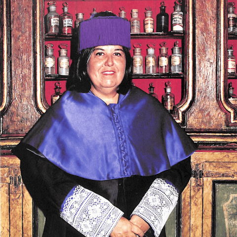 Fons Anna M. Carmona i Cornet: nou fons personal al CRAI Biblioteca de Farmàcia i Ciències de l’Alimentació