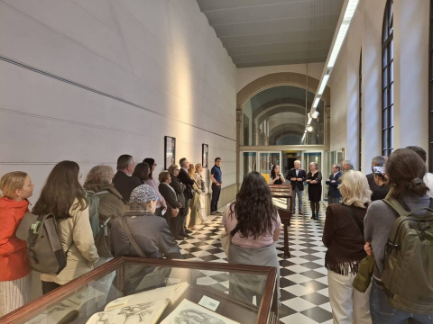 Acte d'inauguració de l'exposició “Il·lustració mèdica: Art i representació gràfica” del CRAI Biblioteca del Campus Clínic