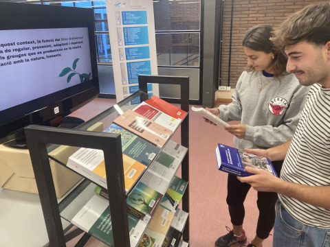 Mostra bibliogràfica sobre dret ambiental al CRAI Biblioteca de Dret