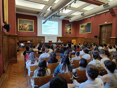 Sessions d'acollida del CRAI Biblioteca de Matemàtiques i Informàtica