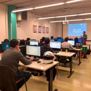 Formació per a estudiants de TFG al CRAI Biblioteca d'Economia i Empresa