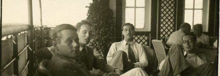 32. De izquierda a derecha: J. Vicens Vives, S. Sobrequés, G. Díaz-Plaja y  E. Valentí Fiol.